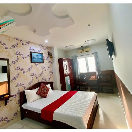 Hotel Phuong Nam Хошимин Экстерьер фото